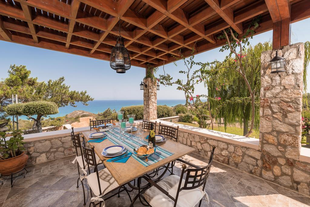 Villa Russelia Kalavarda Экстерьер фото